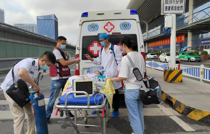 当雄县救护车出租公司