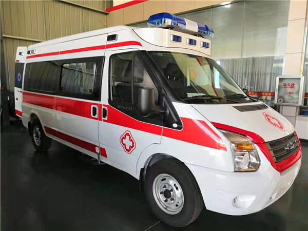 当雄县福特V362救护车