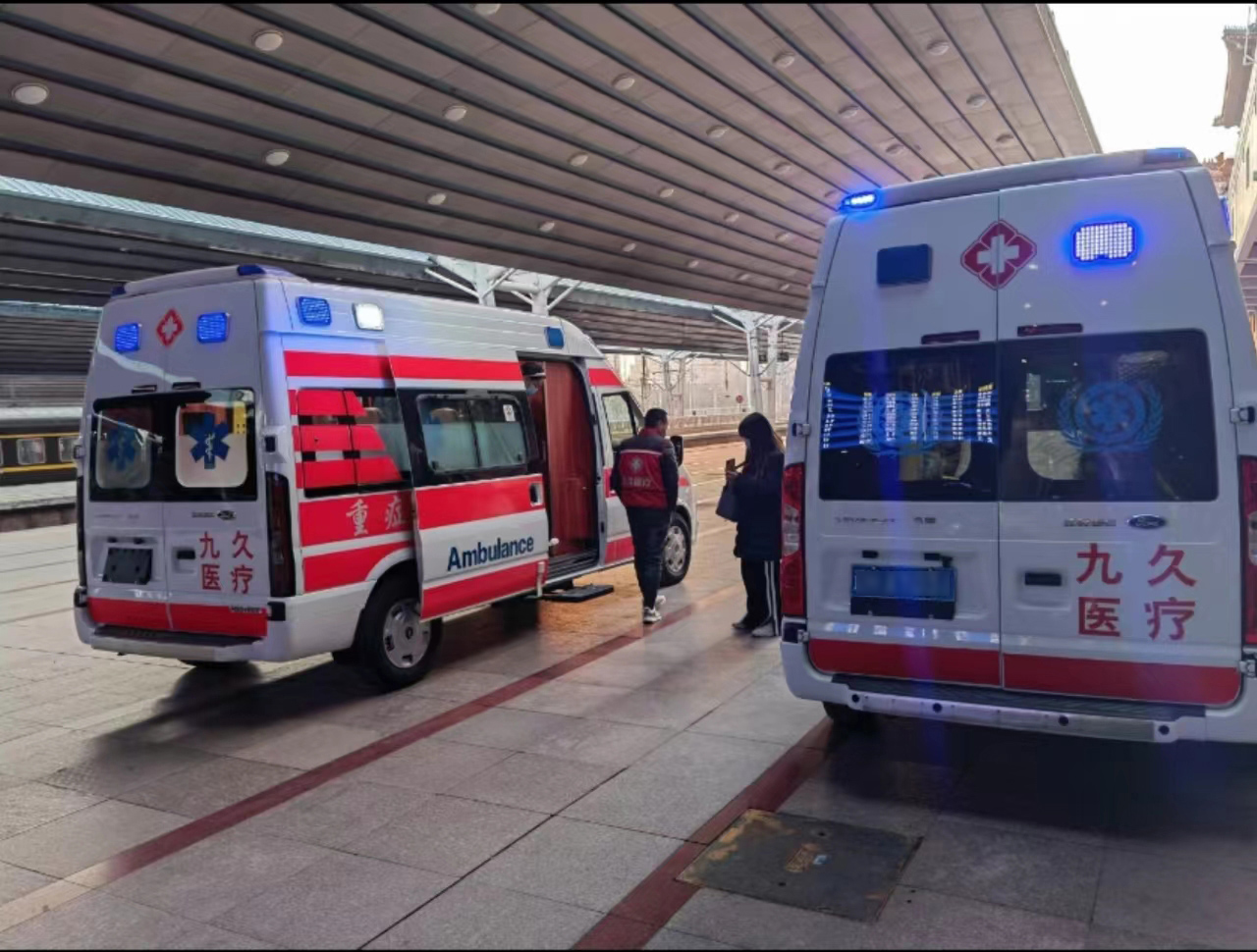 当雄县救护车长途转运